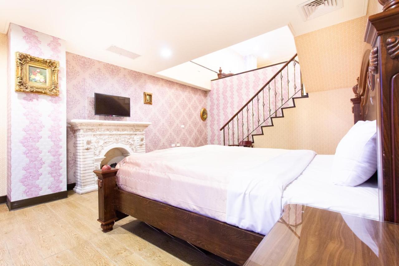 ฮุลส์ เทน บอสช์ โฮเทล Apartment เหรินอ้าย ภายนอก รูปภาพ
